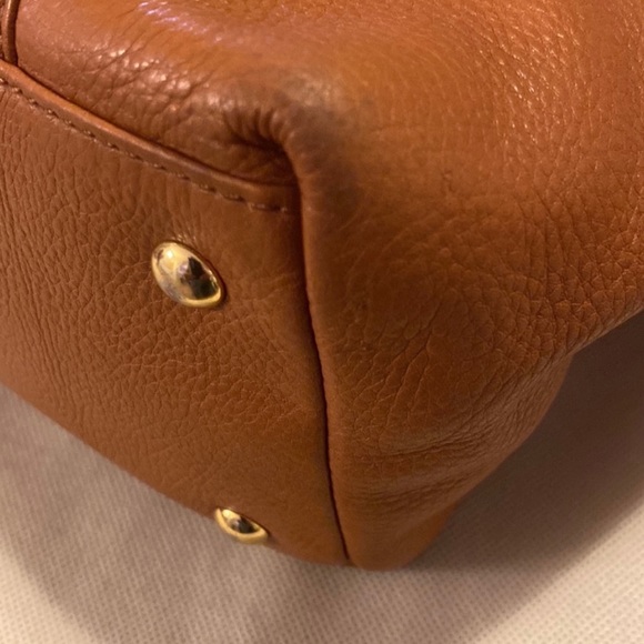 Michael Kors Shoulder Bag, 14 x 10 x 4 with 10” drop, Good Condition - Picture 6 of 13